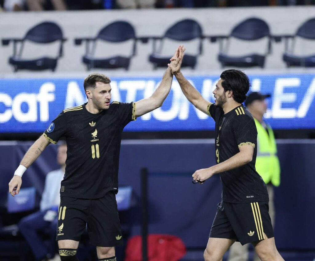 México vence a Canadá y avanza a la final de la Nations League